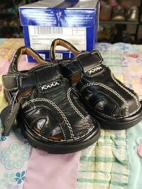 Coco Jumbo Black Leather Fisherman-Style Sandals Size 9 NIB